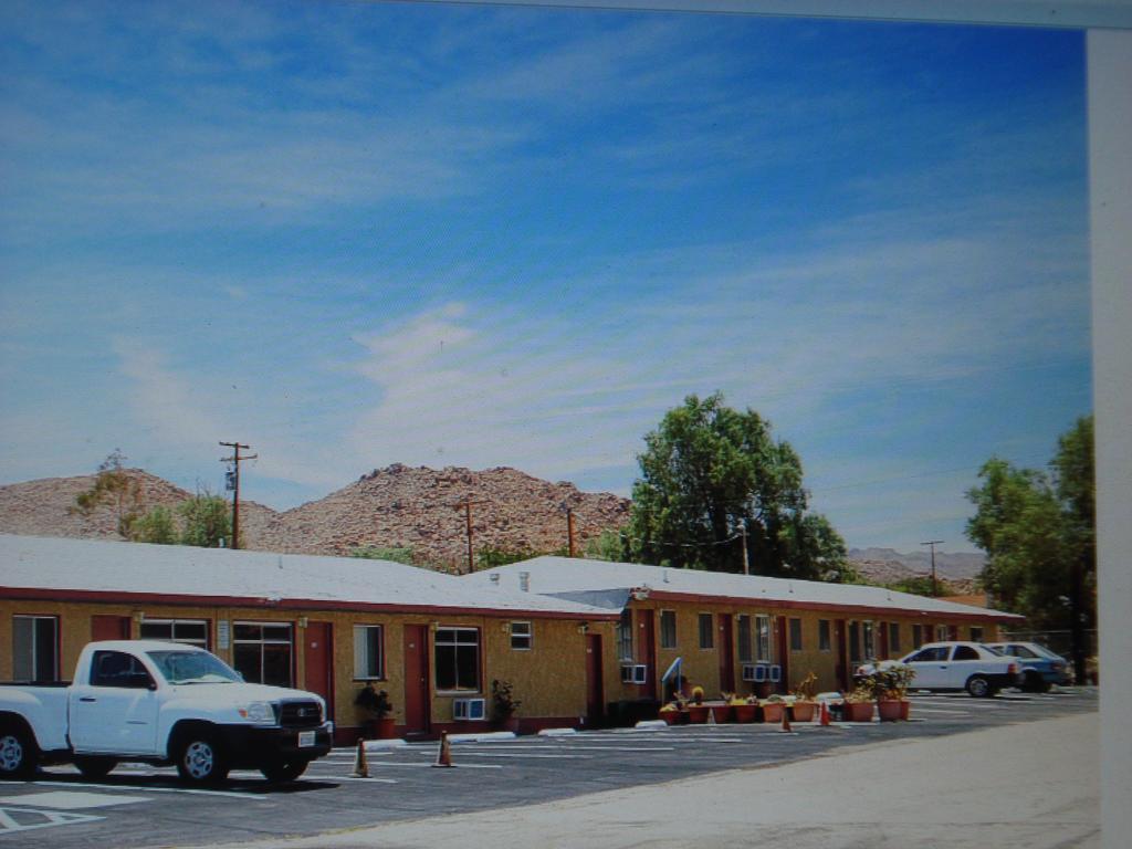 Safari Motor Inn - Joshua Tree Exterior photo