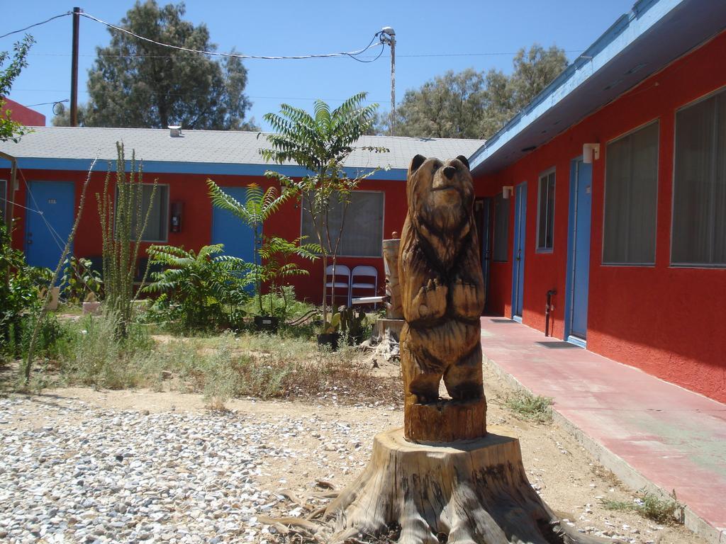 Safari Motor Inn - Joshua Tree Exterior photo