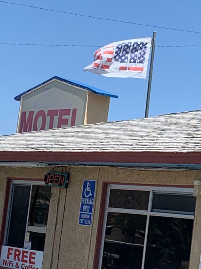 Safari Motor Inn - Joshua Tree Exterior photo