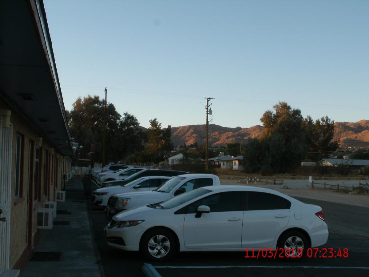 Safari Motor Inn - Joshua Tree Exterior photo